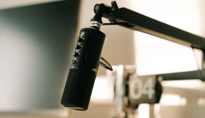 What Is A Good Budget Microphone And Arm Stand?